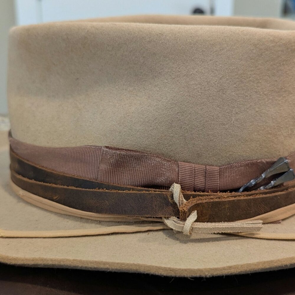 Horseshoe Nail Hat Pin:  Black